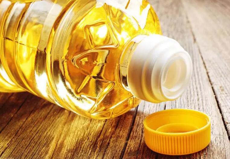 火鍋油碟廠家：認(rèn)識(shí)非轉(zhuǎn)基因食用油的方法